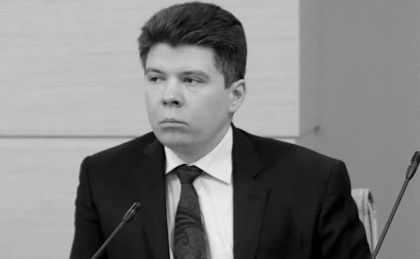 Первый заместитель руководителя аппарата мэра и правительства Москвы Алексей Старовойтов умер в возрасте 46 лет. Соболезнования в связи с его смертью опубликованы на сайте мэра Москвы