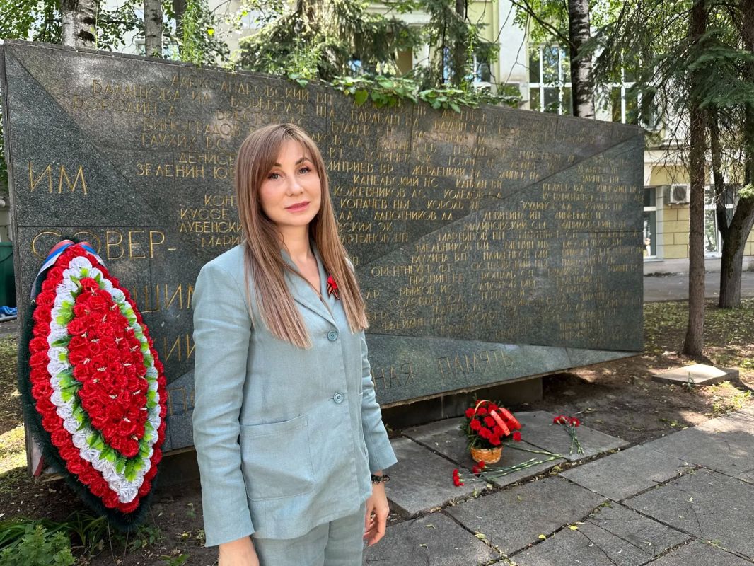 В день 85-й годовщины начала формирования Московского народного ополчения, мы по сложившейся традиции чтим память героев и участвуем в мероприятиях в рамках программы «Памяти Московского народного ополчения»