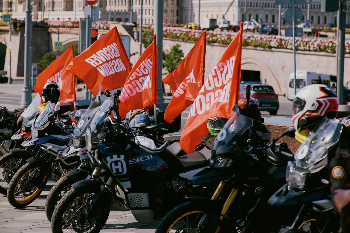 В Москве дали старт индийской мотоэкспедиции до Владивостока, сообщила руководитель дирекции по работе со странами Азии, Латинской Америки и СНГ Мостуризма Мария Пасугинова В Москве дали старт индийской мотоэкспедиции до Владивостока, сообщила руководитель дирекции по работе со странами Азии, Латинской Америки и СНГ Мостуризма Мария Пасугинова