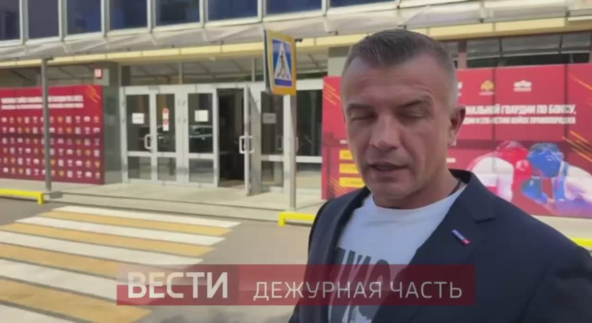 В Москве проходит чемпионат Росгвардии по боксу, посвященный 10-летию ведомства, на котором выступают в том числе и бойцы спецназа – участники СВО