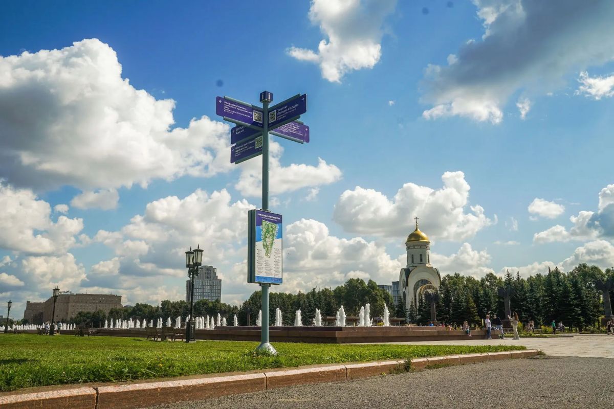 Навигационные указатели с информацией о работах известных архитекторов можно увидеть в столице