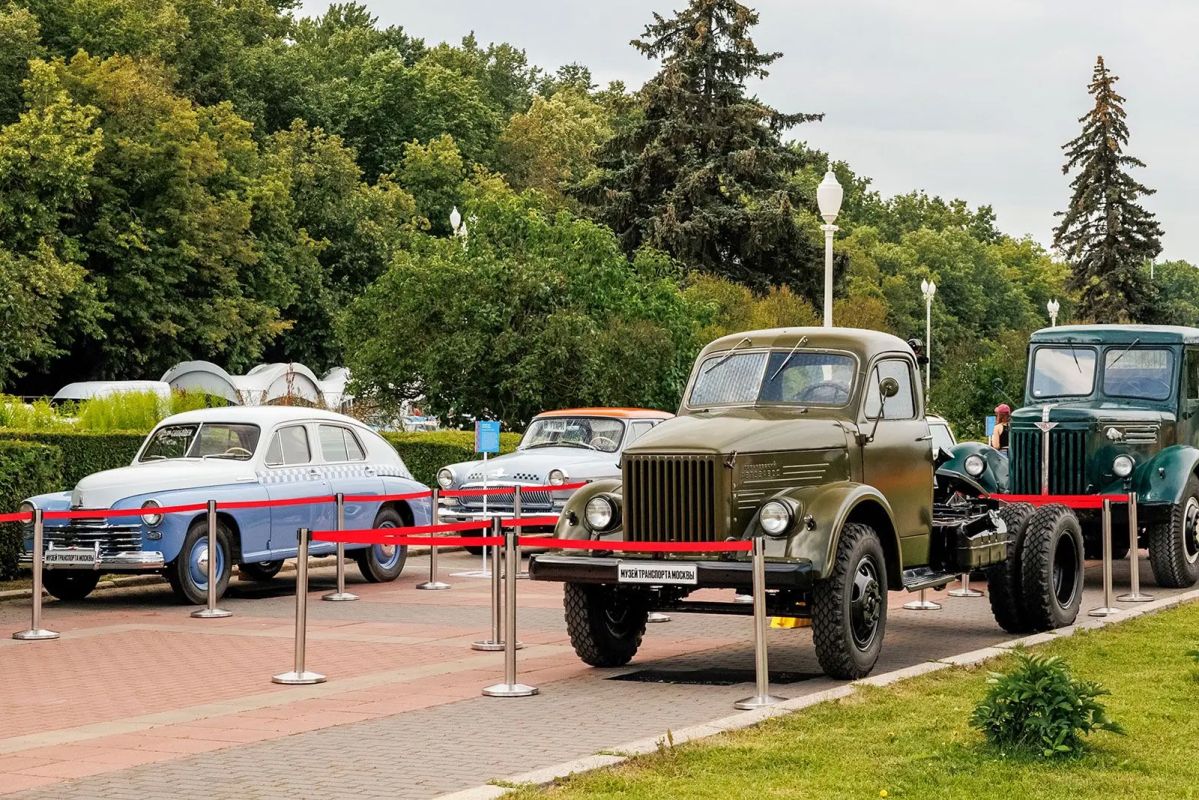 12 июля в бизнес-квартале «Арма» пройдет фестиваль «Бибип-бибоп», приуроченный ко Дню московского транспорта 12 июля в бизнес-квартале «Арма» пройдет фестиваль «Бибип-бибоп», приуроченный ко Дню московского транспорта