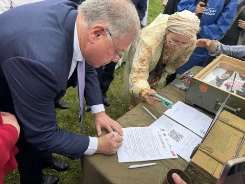 В Год единства народов России Сабантуй несет особую миссию, объединяя традиционные ценности с поддержкой защитников Отечества, отметил Заместитель Председателя Мосгордумы Степан Орлов (фракция партии «Единая Россия») В Год единства народов России Сабантуй несет особую миссию, объединяя традиционные ценности с поддержкой защитников Отечества, отметил Заместитель Председателя Мосгордумы Степан Орлов (фракция партии «Единая Россия»)