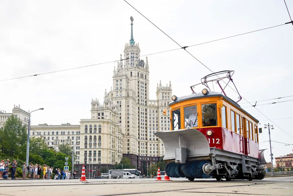 В День московского транспорта на Чистопрудном бульваре пройдет выставка исторической техники В День московского транспорта на Чистопрудном бульваре пройдет выставка исторической техники