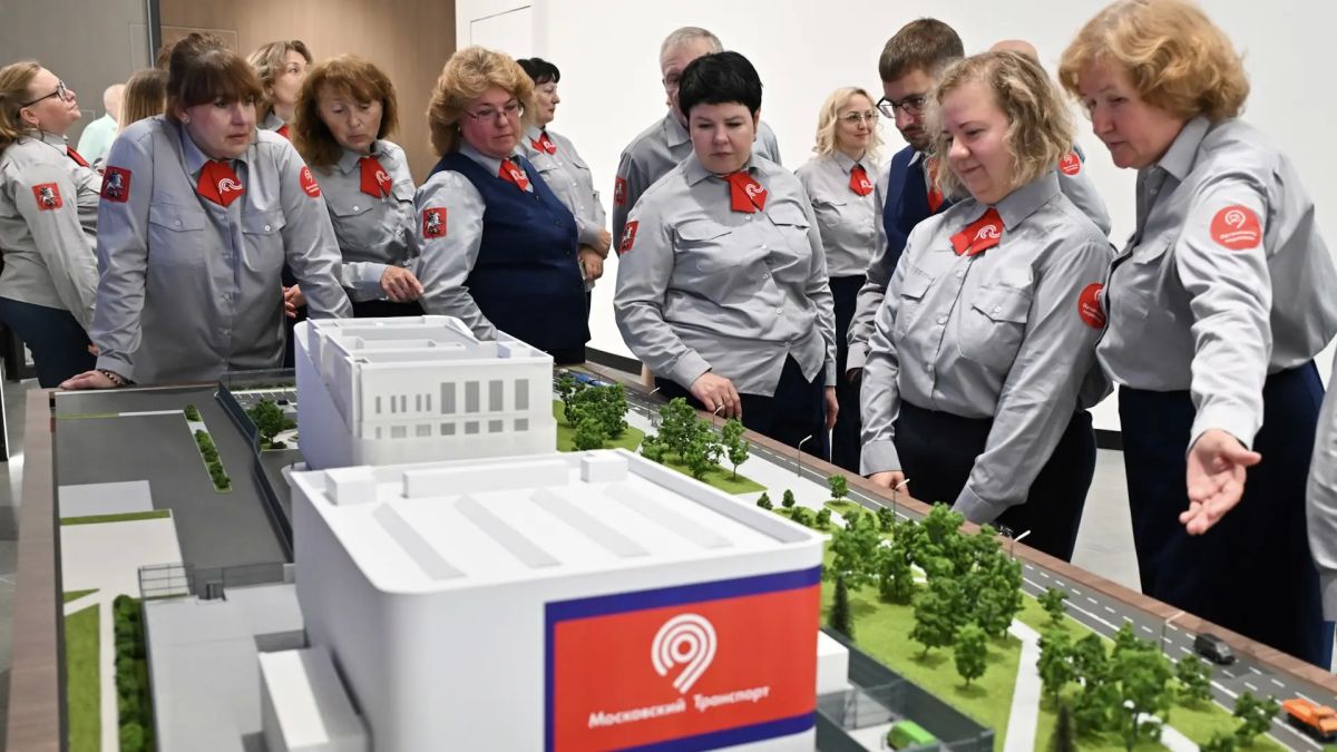 Сергей Собянин: Столичный транспорт — огромная, динамично развивающаяся система Сергей Собянин: Столичный транспорт — огромная, динамично развивающаяся система
