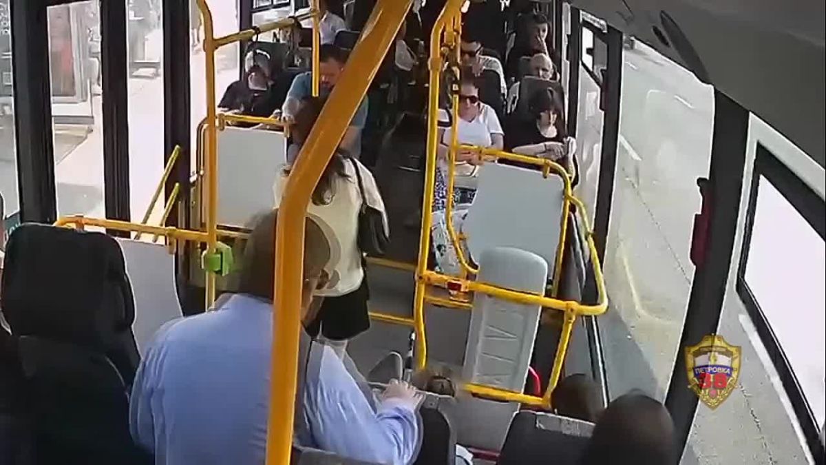 Полмиллиона из автобуса: в Северном Бутово задержан подозреваемый в краже