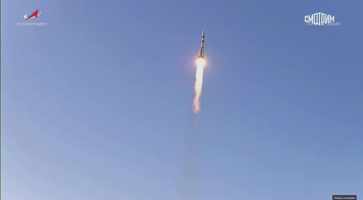 Полетели!. С космодрома Байконур на МКС стартовал пилотируемый корабль «Союз МС-29»