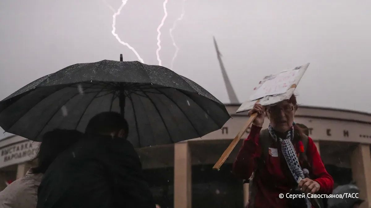 Дождь, гроза и усиление ветра до 15 м/с ожидаются в Московском регионе