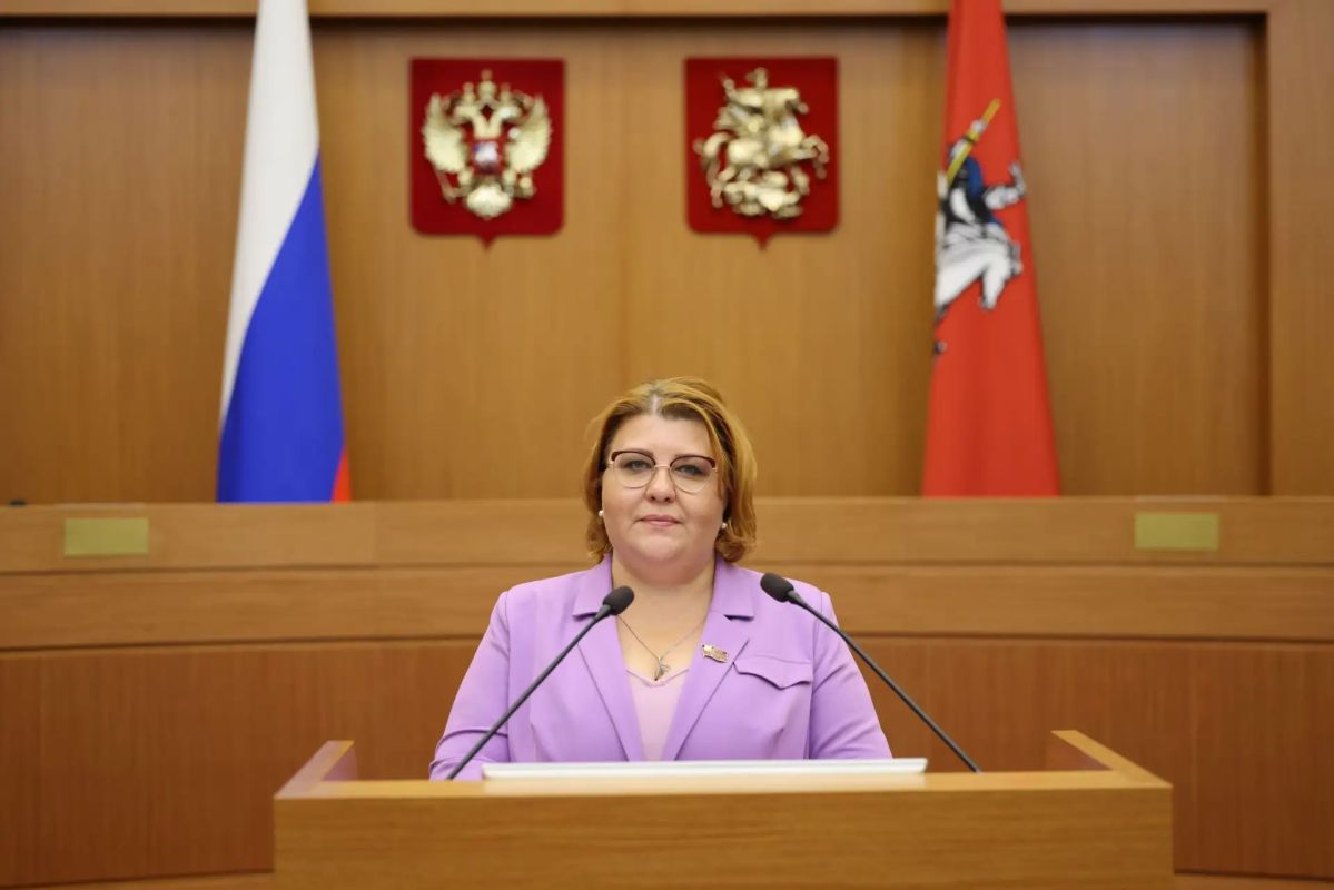 На проспекте Андропова в Даниловском районе скоро появится одна из самых крупных школ Москвы, рассказала член комиссии МГД по экономической и социальной политике Ольга Мельникова (фракция партии «Единая Россия») На проспекте Андропова в Даниловском районе скоро появится одна из самых крупных школ Москвы, рассказала член комиссии МГД по экономической и социальной политике Ольга Мельникова (фракция партии «Единая Россия»)
