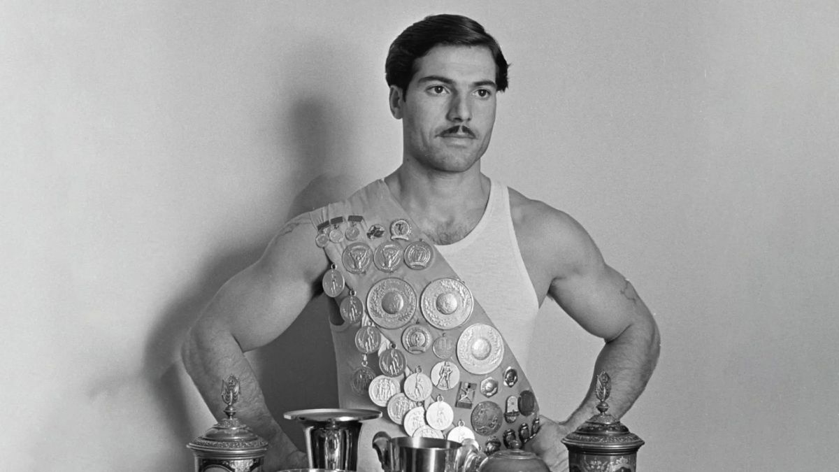 #СпортОбъединяет. Альберт Азарян — легендарный советский гимнаст, трёхкратный олимпийский чемпион, четырёхкратный чемпион мира и один из величайших мастеров в истории спортивной гимнастики