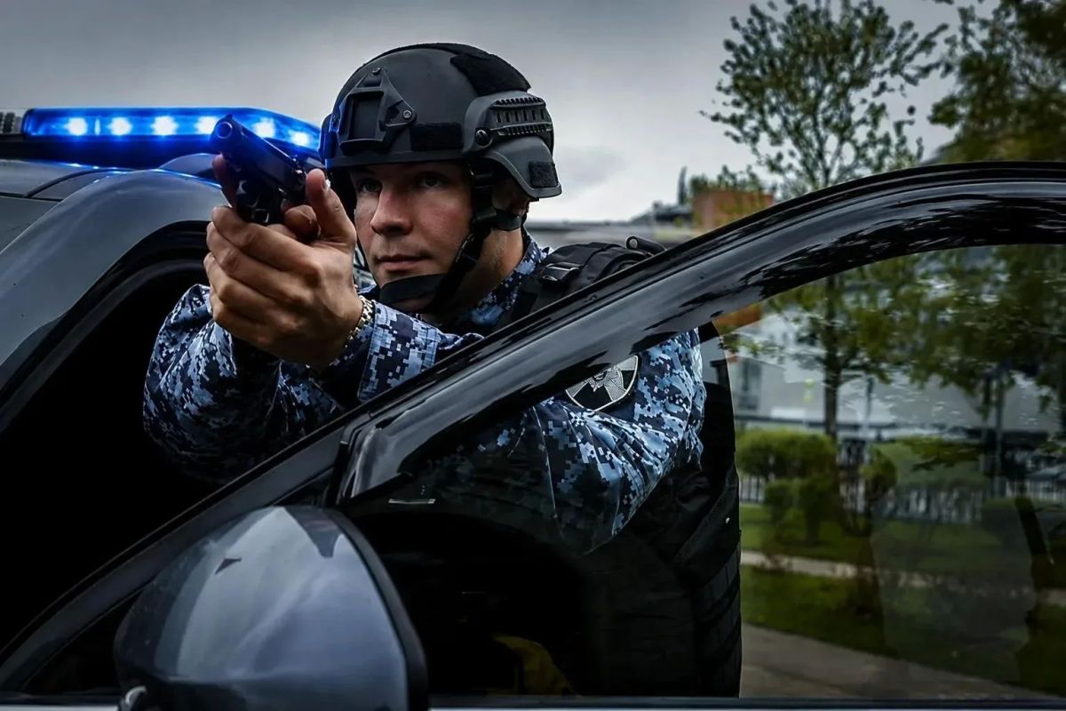 В Москве росгвардейцы провели тактико-специальные занятия на охраняемых объектах В Москве росгвардейцы провели тактико-специальные занятия на охраняемых объектах