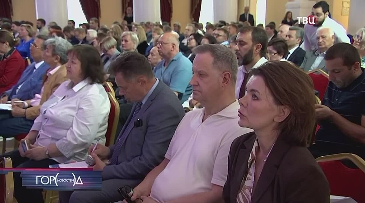 Сюжет телеканала «ТВ-Центр» о состоявшемся в Центральном Доме Российской Армии Совместном заседании Совета по делам национальностей при Правительстве Москвы и Московского координационного совета региональных землячеств при...