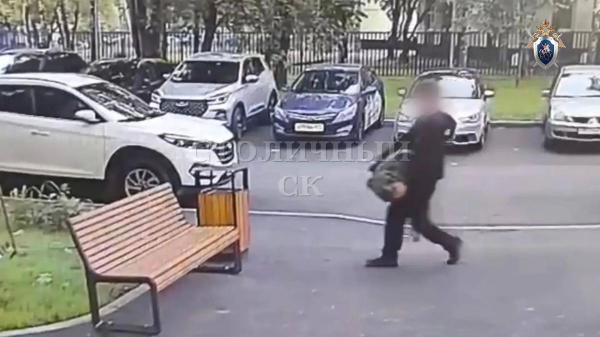 Москвич убил собственного отца и сжёг его тело в лесу Москвич убил собственного отца и сжёг его тело в лесу