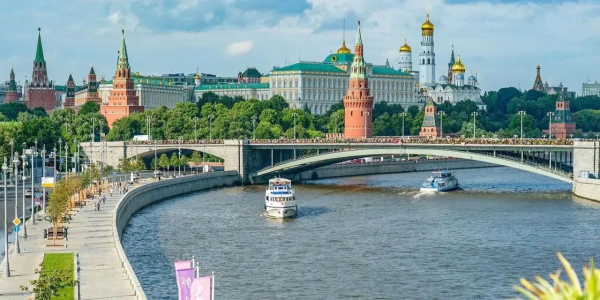 Алексей Шапошников: Живописные берега, современные причалы, речные маршруты и удобные набережные – всё это про нашу красавицу Москву-реку!