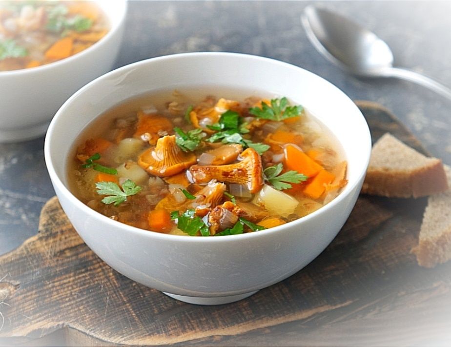 Постные угощения: как удивить вкусом гречневой похлебкой и борканиками