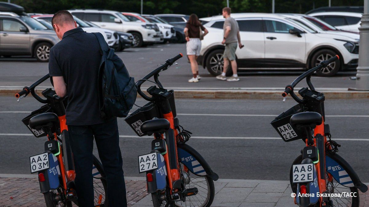 В Москве чаще всего арендуют скутеры и велосипеды в среду