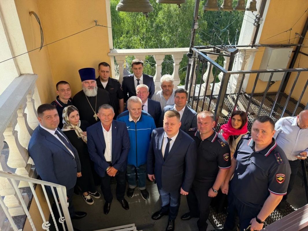 В храме Иоанна Кронштадтского в Жулебино прошло заседание руководства УВД по ЮВАО и Общественного совета В храме Иоанна Кронштадтского в Жулебино прошло заседание руководства УВД по ЮВАО и Общественного совета