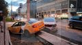Самокат изуродовал две машины на востоке Москвы