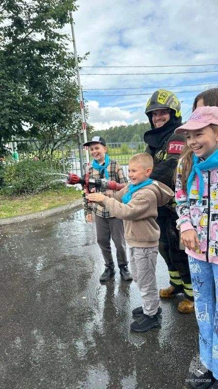 Урок безопасности в пожарной части Урок безопасности в пожарной части