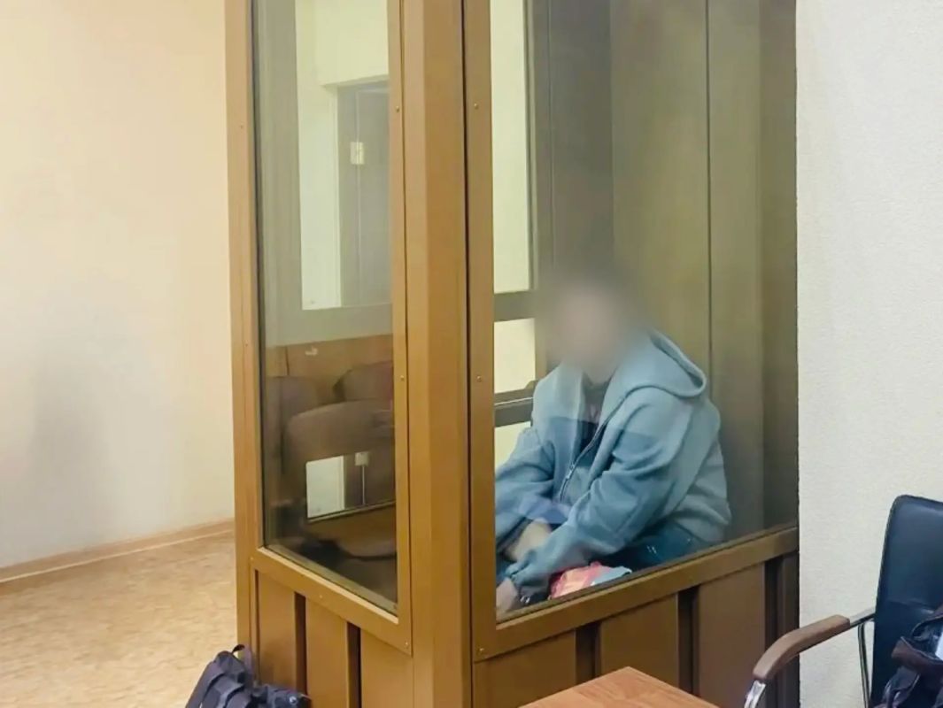 В Калининграде суд избрал жителю Москвы, совершившему хулиганские действия в акватории реки Преголя, меру пресечения в виде запрета определенных действий В Калининграде суд избрал жителю Москвы, совершившему хулиганские действия в акватории реки Преголя, меру пресечения в виде запрета определенных действий