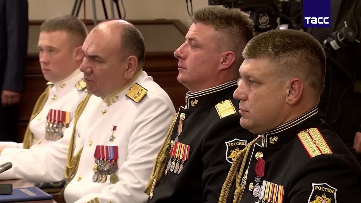 Главное из заявлений Путина о СВО на встрече с военными ВМФ РФ: