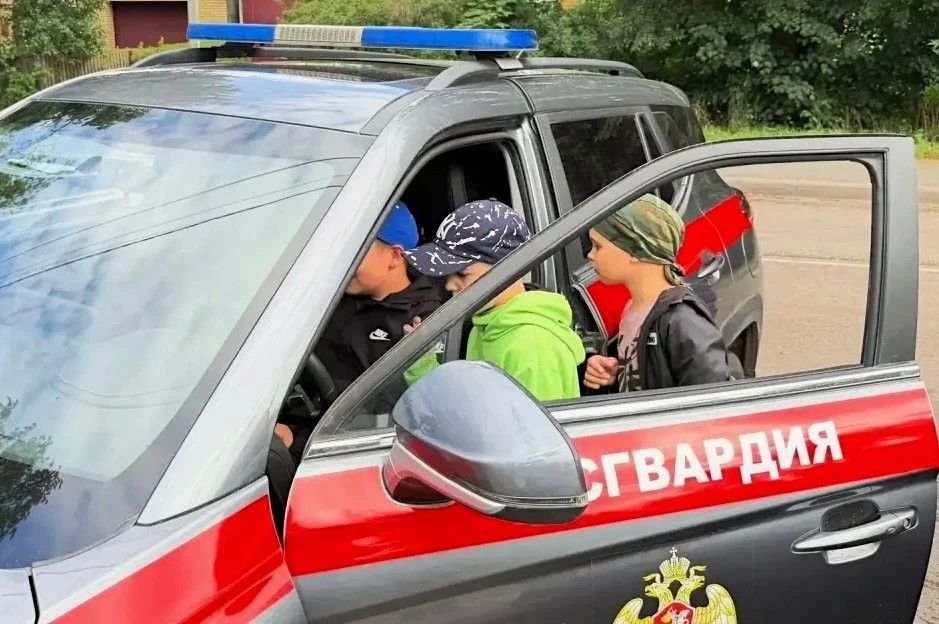 В лесопарке Северный прошла встреча сотрудников вневедомственной охраны Главного управления Росгвардии по г. Москве с жителями города Пушкино В лесопарке Северный прошла встреча сотрудников вневедомственной охраны Главного управления Росгвардии по г. Москве с жителями города Пушкино