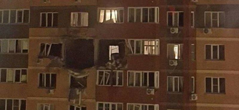 Пять погибших в Ростове-на-Дону: при атаке БПЛА погибла супружеская пара, под завалами нашли еще троих