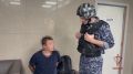 ЗАО. В Западном административном округе сотрудники вневедомственной охраны Главного управления Росгвардии по городу Москве задержали агрессивного мужчину, который пытался проникнуть в медицинское учреждение через вход...