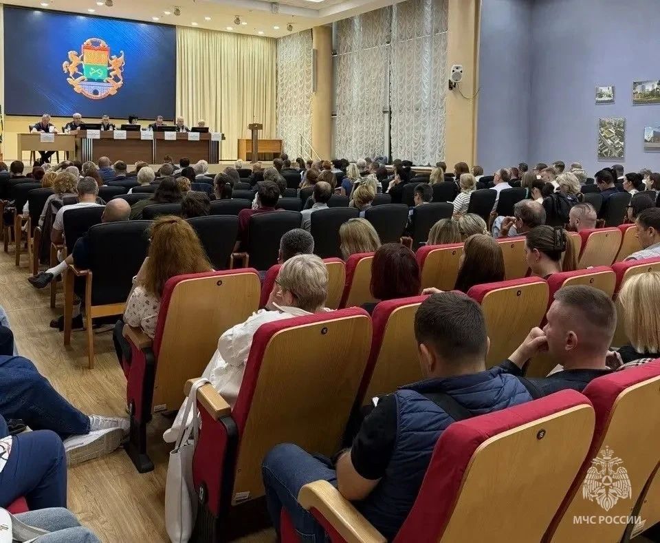 В префектуре Юго-Восточного округа Москвы состоялось совещание по вопросам обеспечения безопасности в дни голосования В префектуре Юго-Восточного округа Москвы состоялось совещание по вопросам обеспечения безопасности в дни голосования