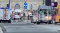 Кадры с места ЧП в Москве на Кудринской площади публикуют "Известия"