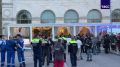 Кадры последствий взрыва у летнего кафе на Кудринской площади в Москве