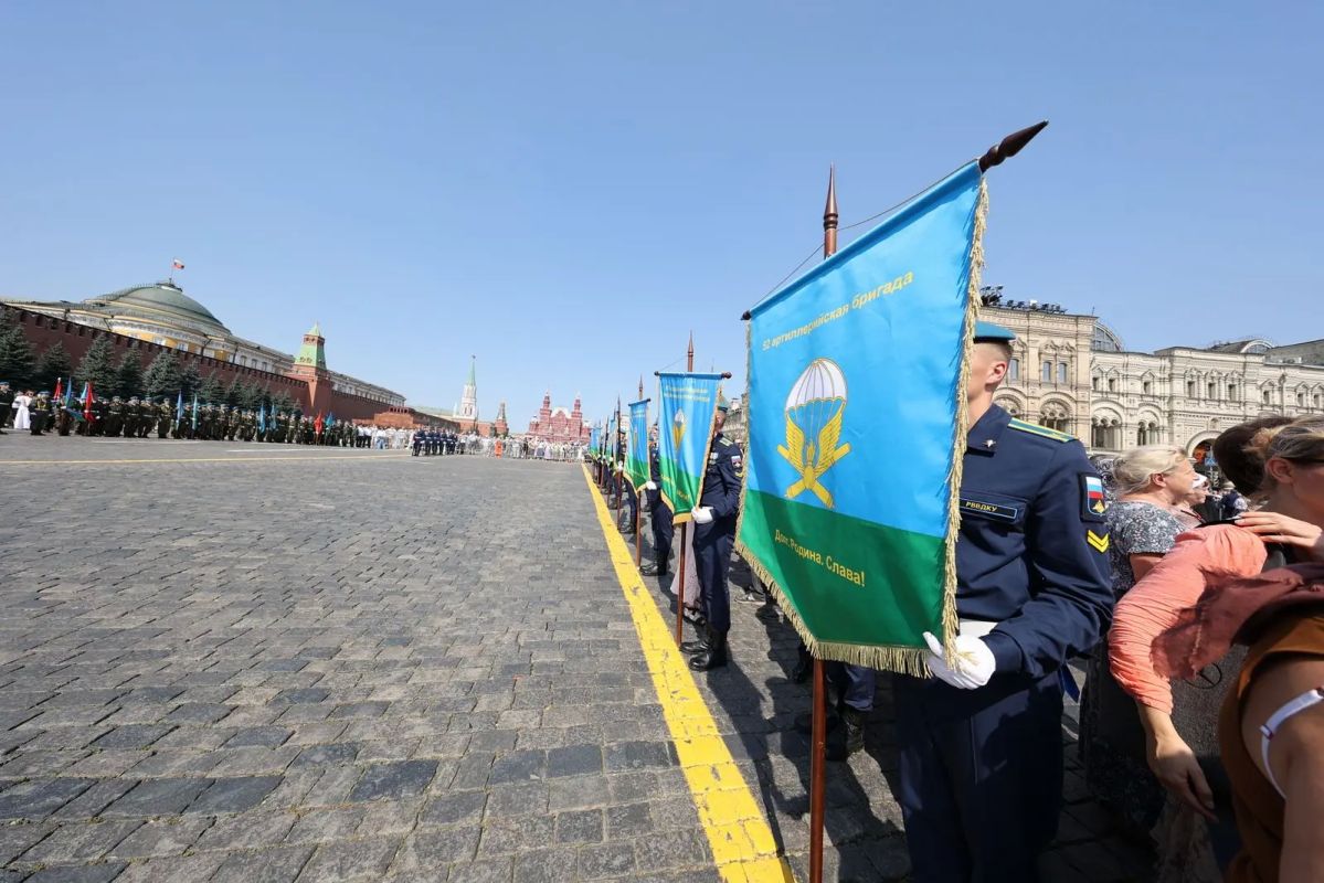В столице прошли торжества в честь Ильина дня и годовщины ВДВ В столице прошли торжества в честь Ильина дня и годовщины ВДВ