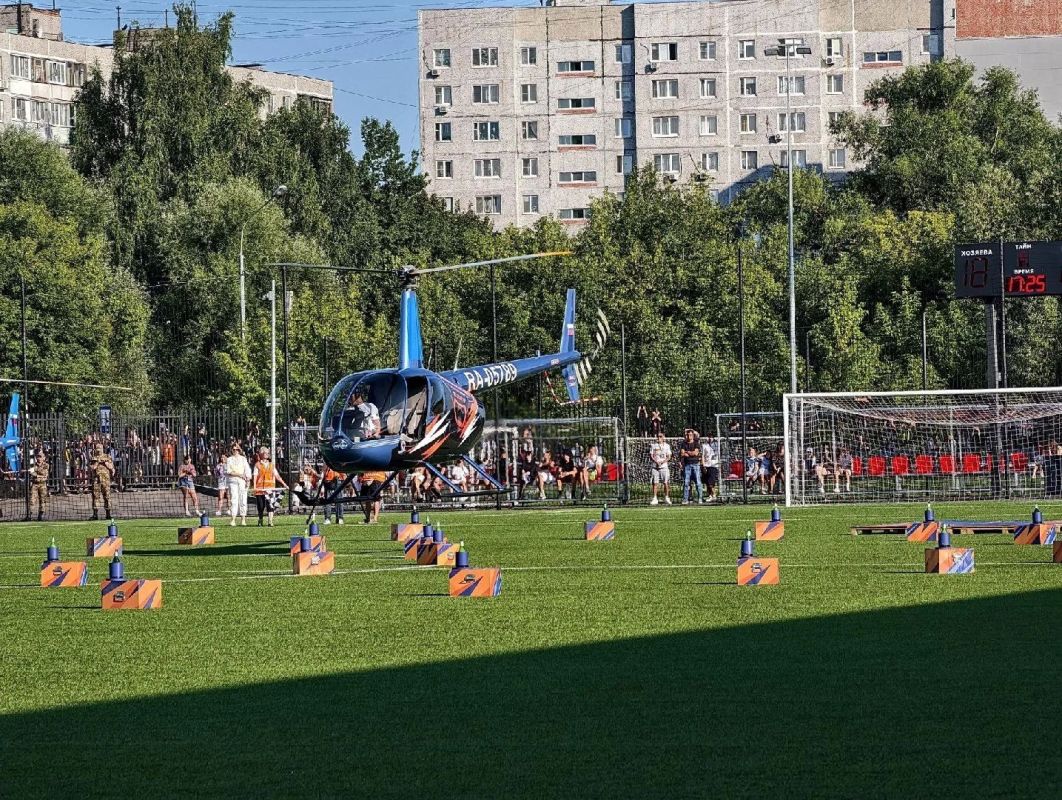 Пивные бутылки открывали с помощью вертолета в Орехово-Зуеве Пивные бутылки открывали с помощью вертолета в Орехово-Зуеве