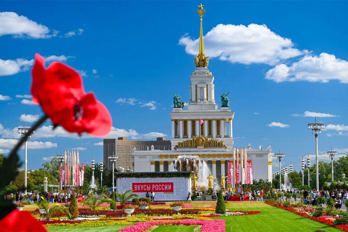 Гребешки или пирог с неркой? Удмуртские перепечи или котлетка овтонь лапат? Выбирать не придется, ведь все это и многое другое можно будет попробовать на фестивале «Вкусы России»
