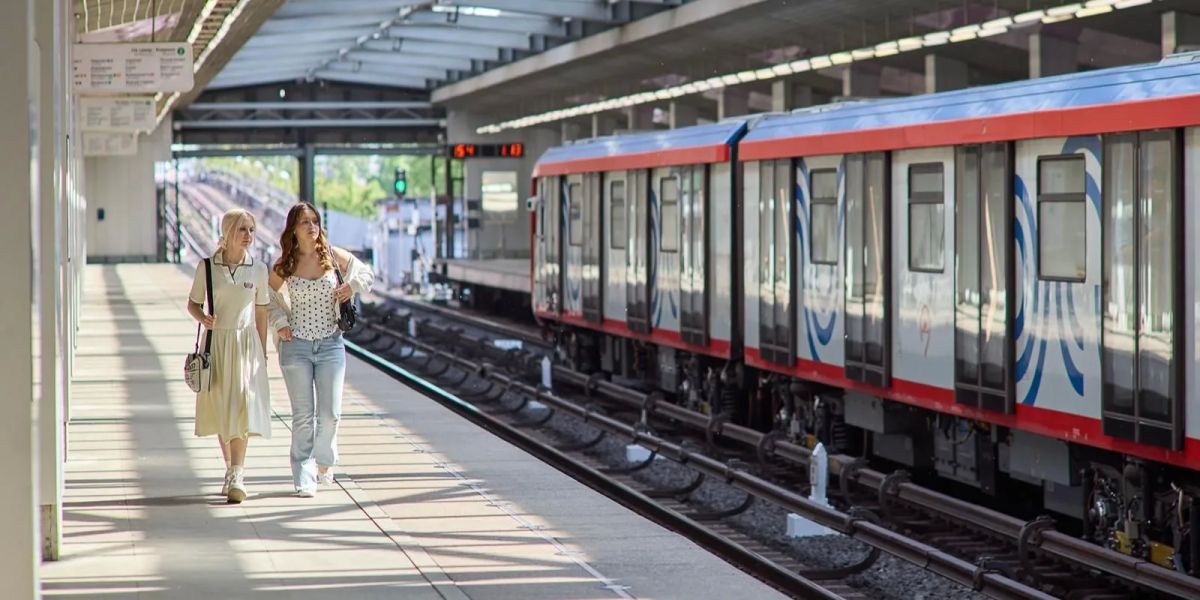 В жаркую погоду московское метро обеспечивает комфорт и безопасность пассажиров