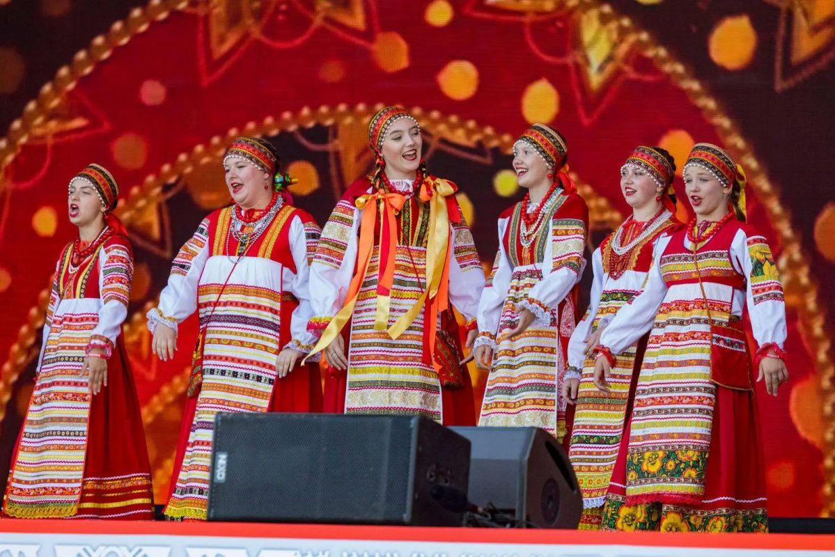 Впервые на фестивале славянского искусства «Русское поле» создадут многометровую хлебную карту России Впервые на фестивале славянского искусства «Русское поле» создадут многометровую хлебную карту России
