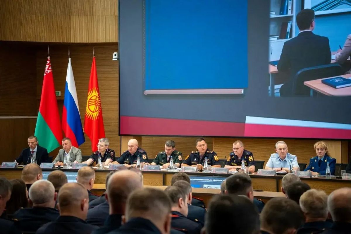 В Нижнем Новгороде обсудили развитие вневедомственной охраны Росгвардии В Нижнем Новгороде обсудили развитие вневедомственной охраны Росгвардии