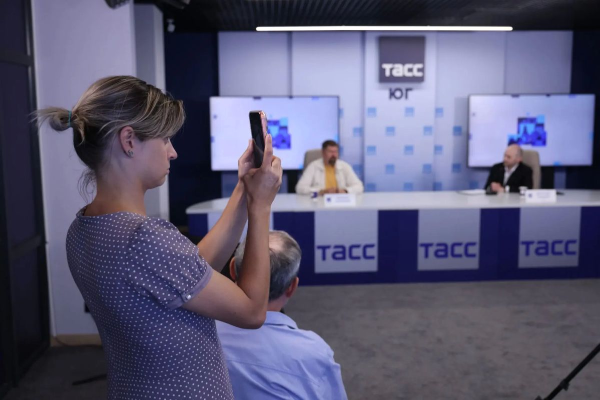Главное из заявлений с пресс-конференции, посвященной развитию авторского и иммерсивного туризма, а также изучению нетривиальной истории и архитектуры Дона Главное из заявлений с пресс-конференции, посвященной развитию авторского и иммерсивного туризма, а также изучению нетривиальной истории и архитектуры Дона