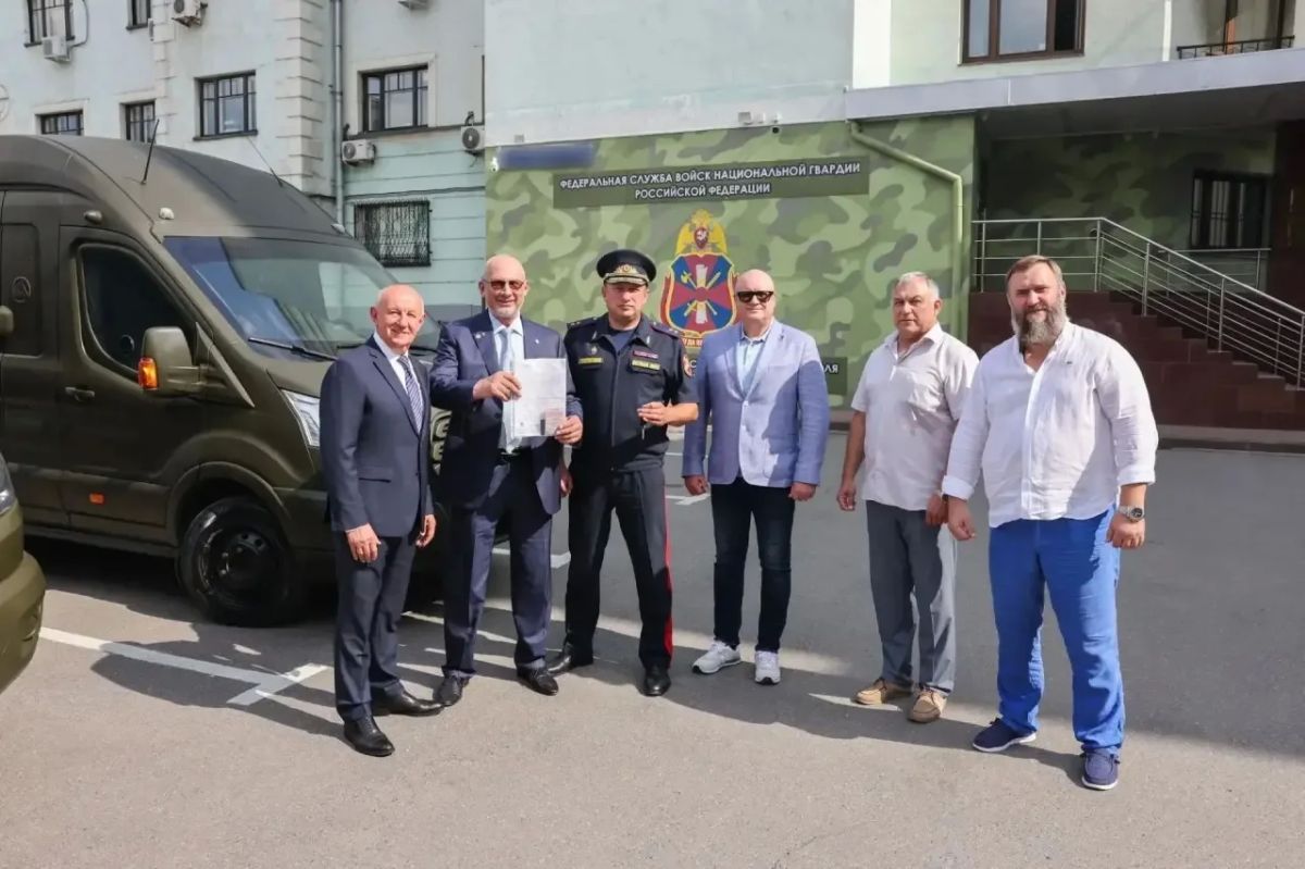Для подразделений Росгвардии, принимающих участие в специальной военной операции, переданы специальные автомобили