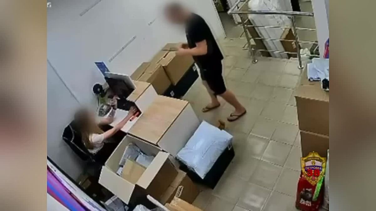 "Пневматический пистолет и знакомство на фоне хулиганства: полицейские столицы привлекли к ответсвенности нарушителя правопорядка