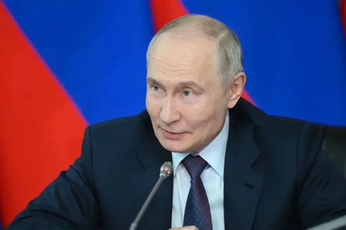 Министр строительства и ЖКХ РФ Ирек Файзуллин принял участие в заседании Президиума Государственного Совета Российской Федерации по вопросам развития общественного транспорта в Российской Федерации Министр строительства и ЖКХ РФ Ирек Файзуллин принял участие в заседании Президиума Государственного Совета Российской Федерации по вопросам развития общественного транспорта в Российской Федерации