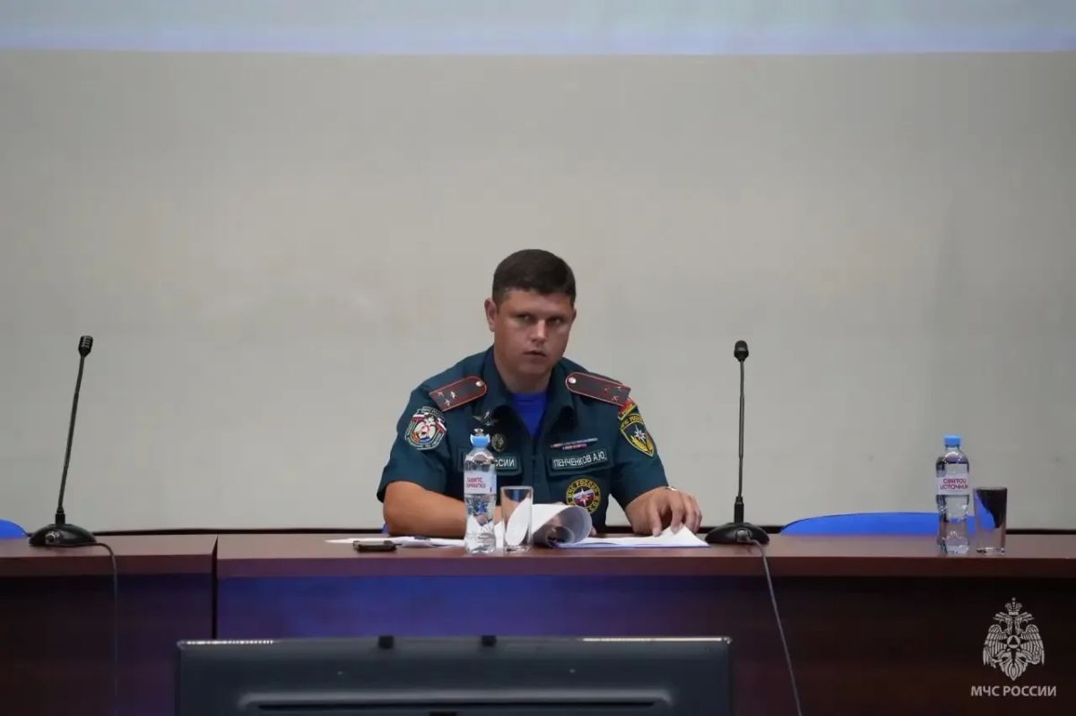 В столичном гарнизоне МЧС России начался учебно-методический сбор для молодых офицеров В столичном гарнизоне МЧС России начался учебно-методический сбор для молодых офицеров