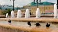 Фонтаны – одна из визитных карточек столицы. В городе расположены как традиционные сооружения, так и сухие, плавающие, музыкальные и светодинамические фонтаны