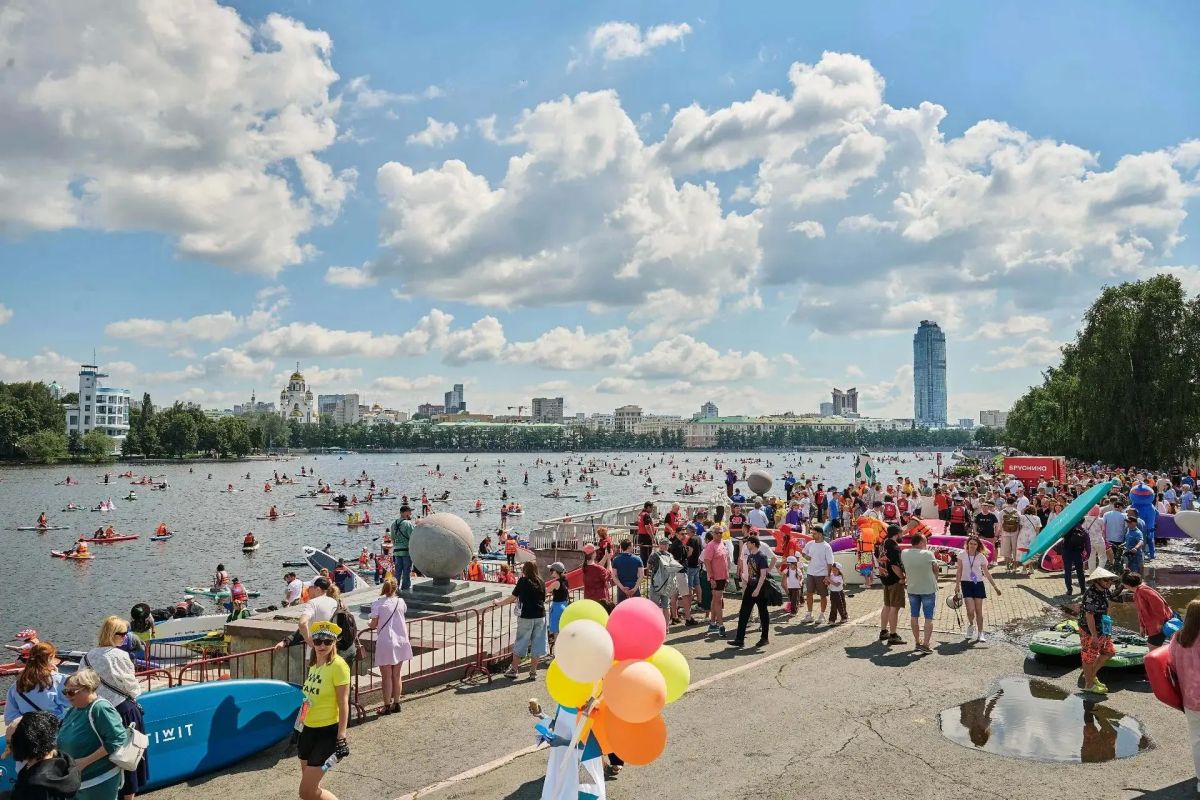 В Челябинске пройдет грандиозный костюмированный сап-фестиваль на реке Миасс В Челябинске пройдет грандиозный костюмированный сап-фестиваль на реке Миасс