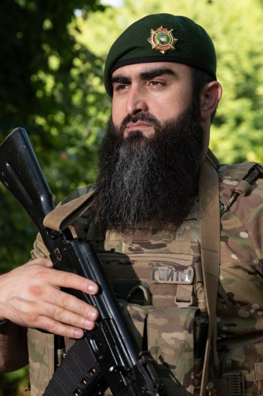 Амбротипы для фронтовой летописи: вечный снимок живой истории Сергей Романов приехал к бойцам Спецназа «Ахмат», чтобы сохранить для истории лица тех, кто сегодня защищает Россию Амбротипы для фронтовой летописи: вечный снимок живой истории Сергей Романов приехал к бойцам Спецназа «Ахмат», чтобы сохранить для истории лица тех, кто сегодня защищает Россию