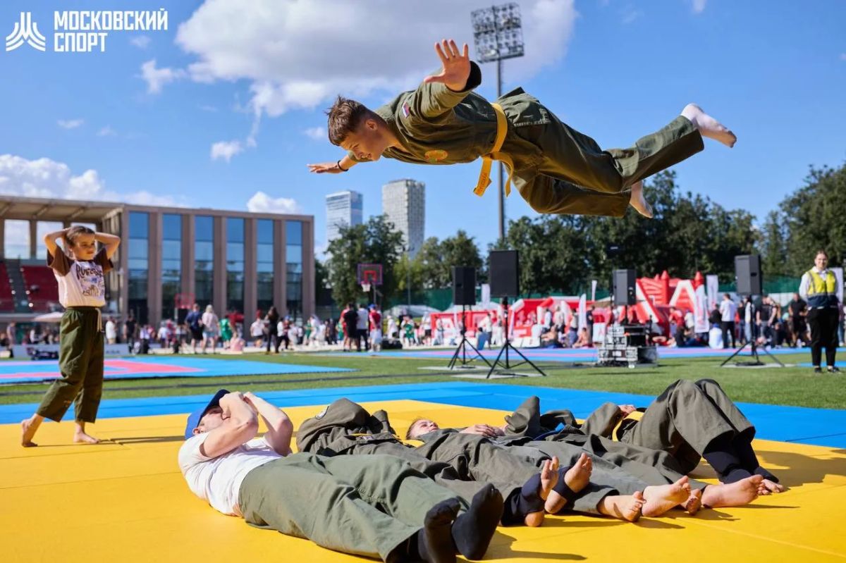 А вдруг вы пропустили себя на фото? А вдруг вы пропустили себя на фото?