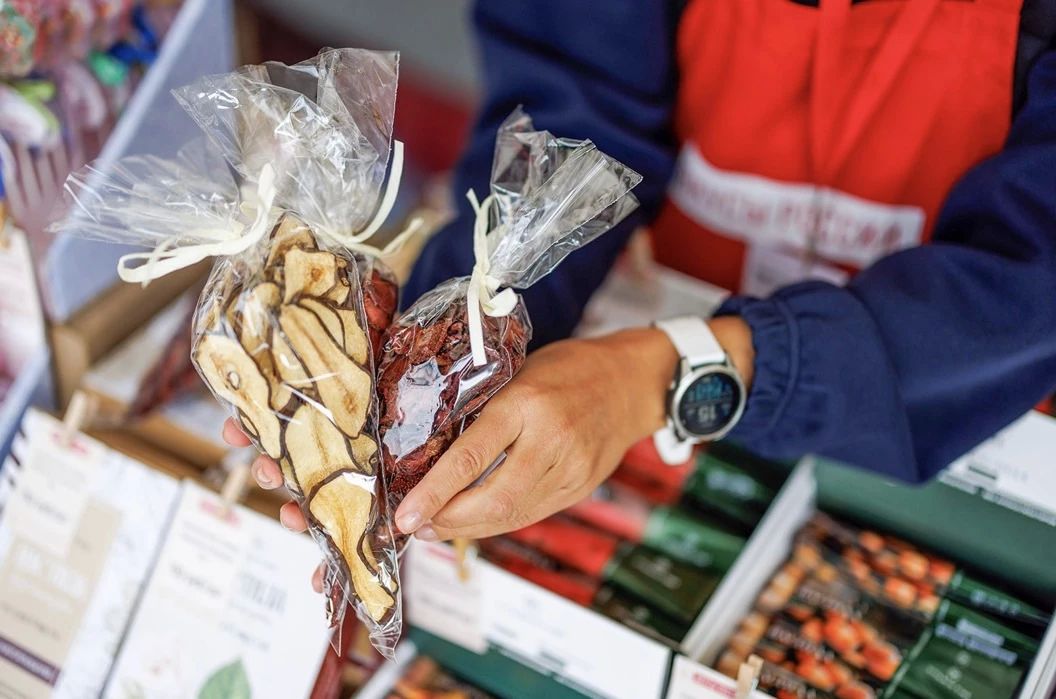 На ВДНХ проходит гастрономический фестиваль «Вкусы России» На ВДНХ проходит гастрономический фестиваль «Вкусы России»
