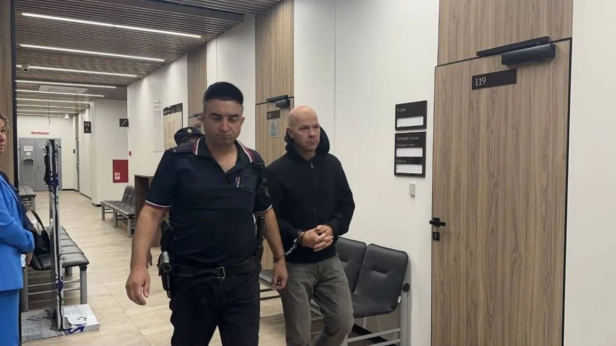 Суд в Москве арестовал главврача частной клиники «ПланетаМед» Василия Генералова, сообщила пресс-служба столичных судов общей юрисдикции