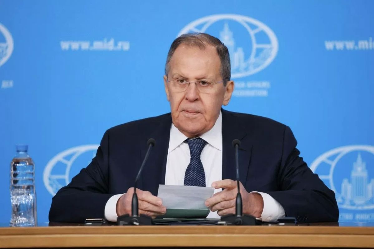 МИД вызвал посла Японии в Москве после заявлений Токио о поездке Путина на Итуруп, сообщил Лавров