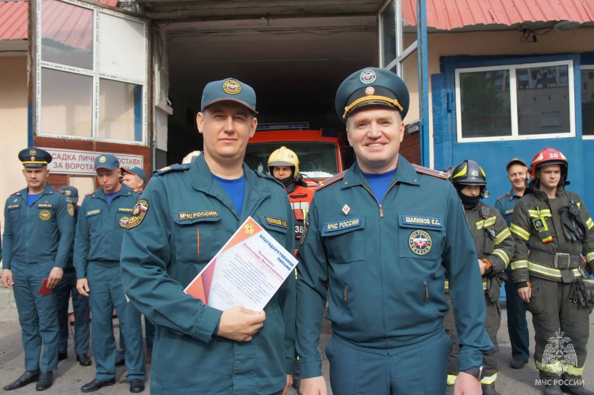 В Юго-Западном округе столицы проводили на заслуженный отдых старшину Ирину Захарову В Юго-Западном округе столицы проводили на заслуженный отдых старшину Ирину Захарову